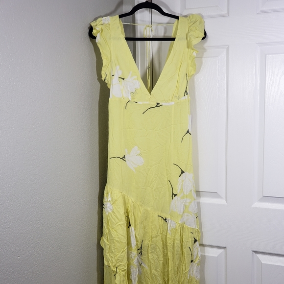 She's a1 Waterfall High/Low Maxi Dress - Picture 5 of 8